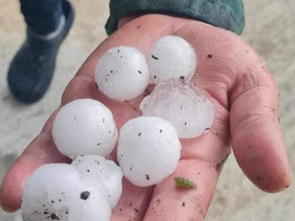 Nevrijeme u Modriči: Padale ledene gromade