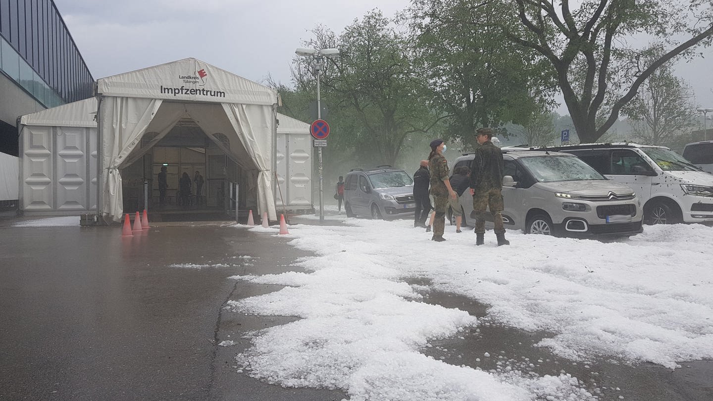Nevrijeme u Njemačkoj, poplavljen centar za vakcinaciju