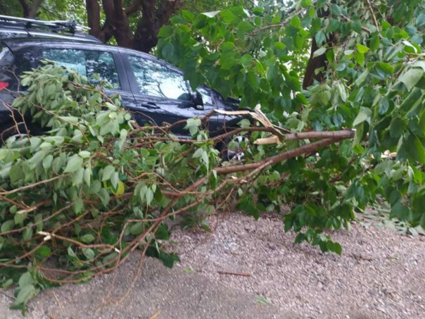 Nevrijeme uzrokovalo probleme i u Čapljini, u Jablanici postavljene vreće s pijeskom