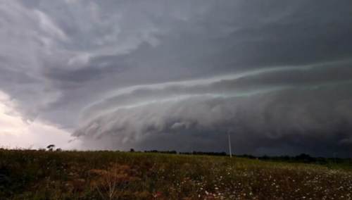 Nevrijeme zahvatilo zapadnu obalu Istre, crveni alarm za četiri regije