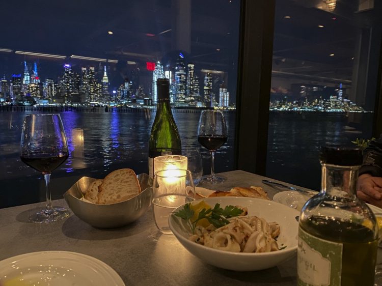 New York oživljava umjetničku scenu i otvara restorane