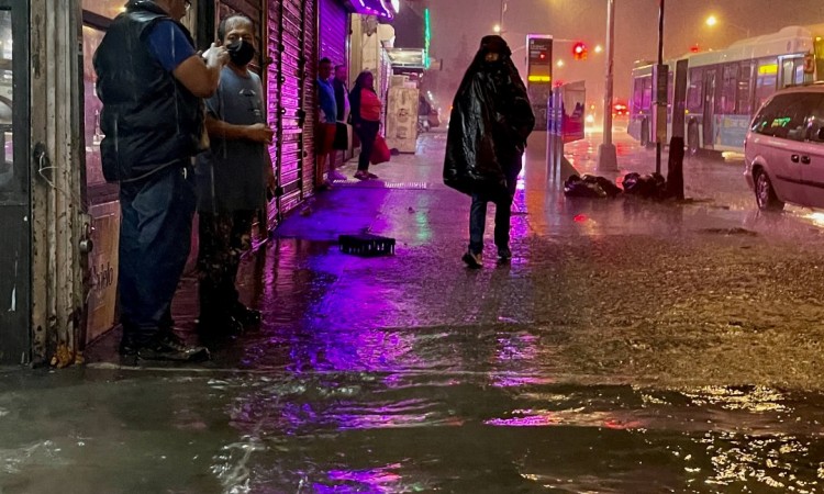 New York: Vanredno stanje zbog obilnih padavina i poplava