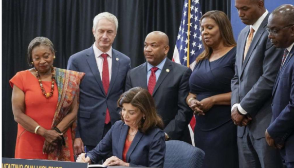 New York uveo nova ograničenja za kupovinu oružja