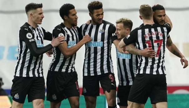 Newcastle imao vodstvo, Neves donio remi Wolvesima