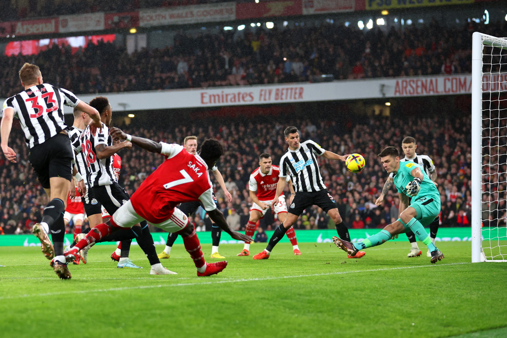 Newcastle zaustavio Arsenal, United uvjerljivo pobijedio Bournemouth
