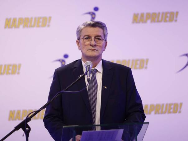 Nezakonito prisustvo stranih policijskih snaga na teritoriji Bosne i Hercegovine je neprijateljski čin