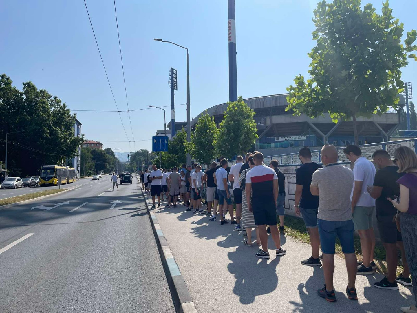 Nezapamćeni redovi ispred Grbavice, počela prodaja ulaznica za Nefči