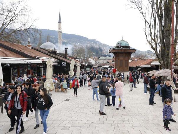 Nezaposlenost u BiH u blagom porastu u augustu, žene čine gotovo 60 posto nezaposlenih