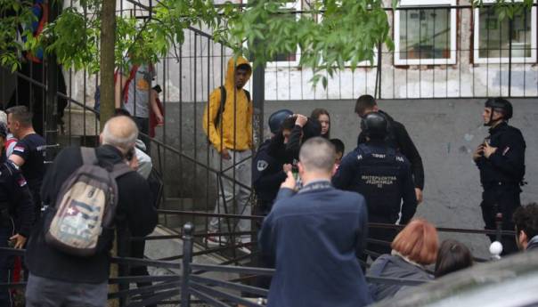Nezvanično: Uhapšen i otac dječaka koji je izvršio masakr