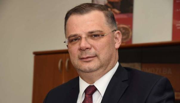 Ni dosadašnji ni novi NO Bosnalijeka nije dao podršku Uzunoviću