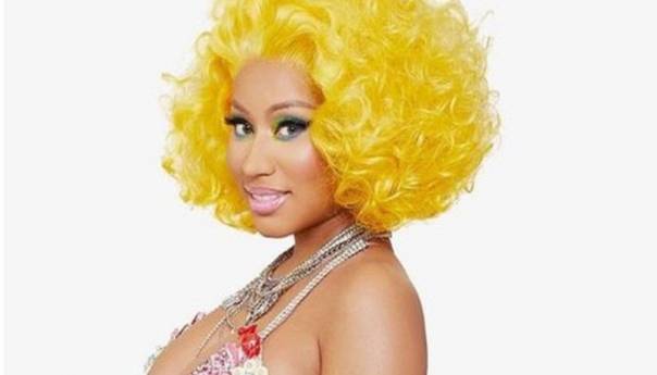 Nicki Minaj objavila da čeka prvo dijete i pokazala trudnički trbuh