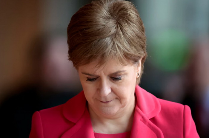 Nicola Sturgeon podnosi ostavku