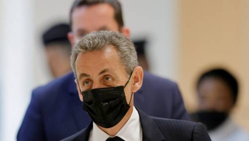 Nicolas Sarkozy osuđen na godinu dana zatvora