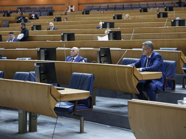 Nije prihvaćen zahtjev da se dopune Zakona o odbrani BiH razmatraju po hitnom postupku
