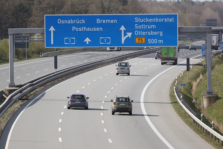 Nijemci sve više podržavaju ograničenje brzine na autocestama