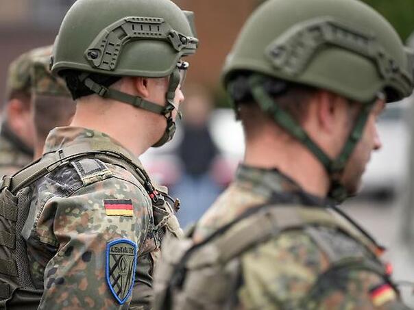 Nijemci upozoravaju: Naša vojska bi mogla ratovati maksimum dva dana