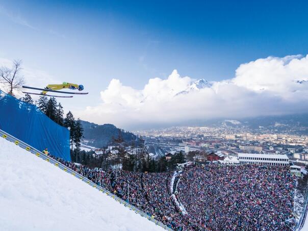Nikaido pobijedio u Innsbrucku, Prevc zadržao prednost