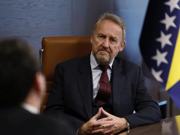 Niko nije dužan mijenjati Izborni zakon po željama hrvatskih stranaka