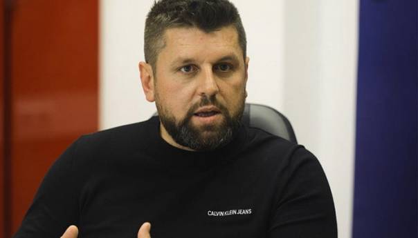 Niko se neće savijati pred političkim nasiljem srpskih stranaka