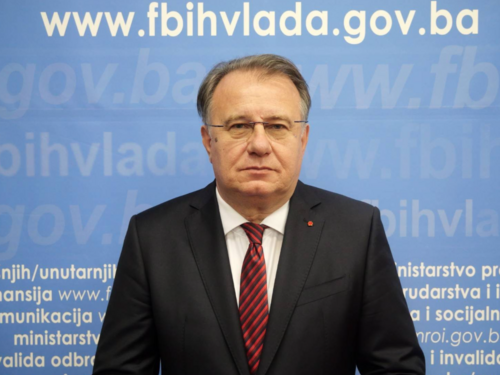 Nikšić: Bajram potvrđuje snagu dijeljenja, dobrote i brige jednih za druge