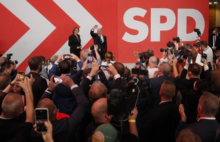 Nikšić: Čestike njemačkom SPD-u na izbornoj pobjedi!
