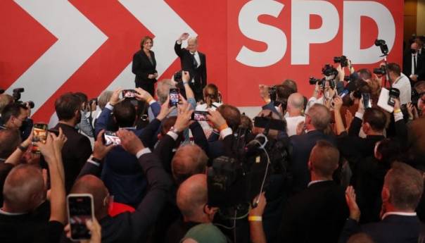 Nikšić: Čestike njemačkom SPD-u na izbornoj pobjedi!