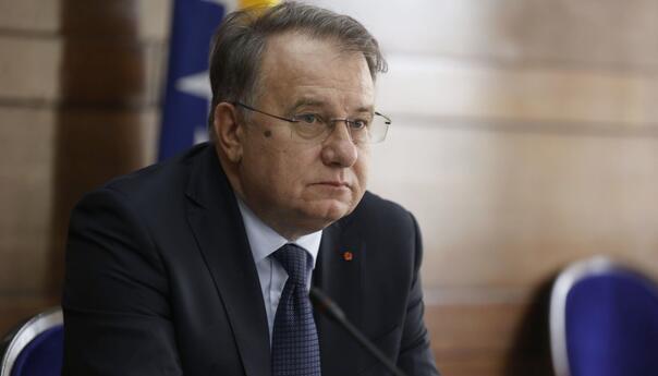 Nikšić: Dostojanstvo bijelih nišana je najjasnija poruka da nismo kao oni