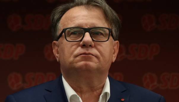 Nikšić: Hoće li EU prešutiti HDZ-ovo veličanje zločinaca