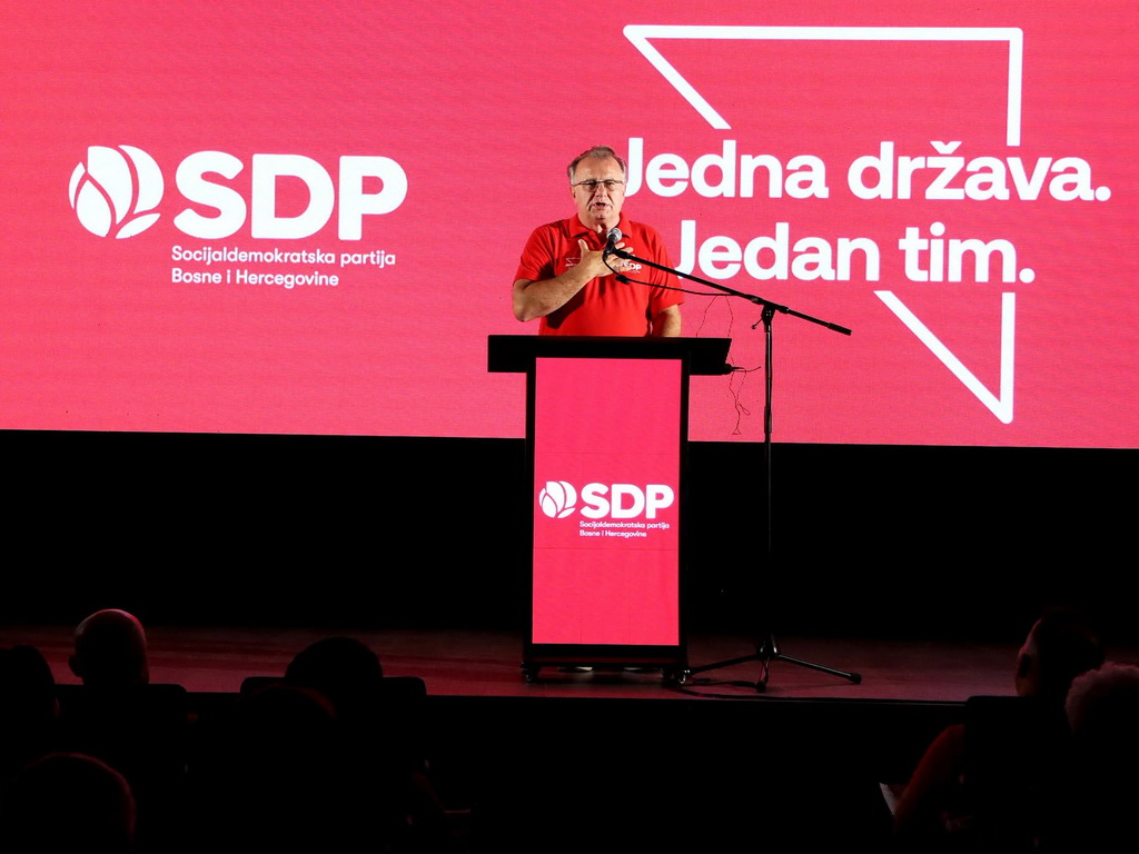 Nikšić iz Sanskog Mosta: Bosnu i Hercegovinu ćemo nastaviti graditi radom, a ne podjelama
