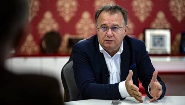 Nikšić: Mi smo odlučili da pokušamo drugačije, razgovaramo o svemu