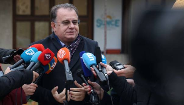 Nikšić nakon sastanka: Odluka će biti na SDP-u