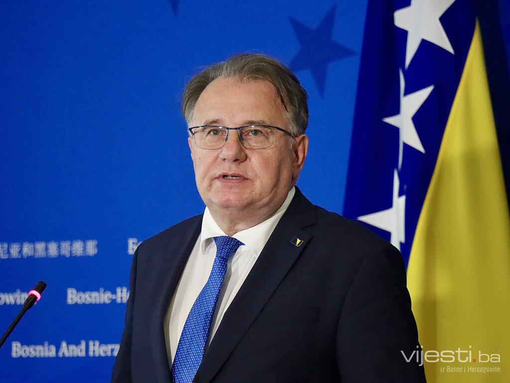 Nikšić: Ne možemo prihvatiti Izborni zakon koji neće riješiti presude iz Strazbura