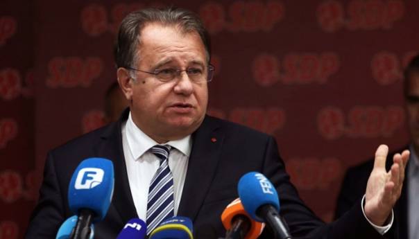 Nikšić: Ne svojatati borbu, potreban zajednički odgovor
