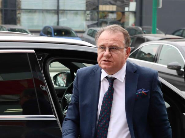 Nikšić: Ne želimo komunikaciju s Dodikom