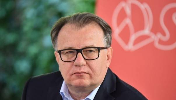 Nikšić: Nisam odustao od kandidature, Bećirović najozbiljniji kandidat
