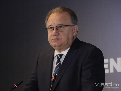 Nikšić o imenovanju Vukoje: Niti smo izdali državu niti je pala parlamentarna većina