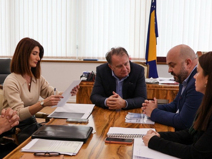 Nikšić: Podrška Šteti za saobraćajnice dostojne glavnog grada