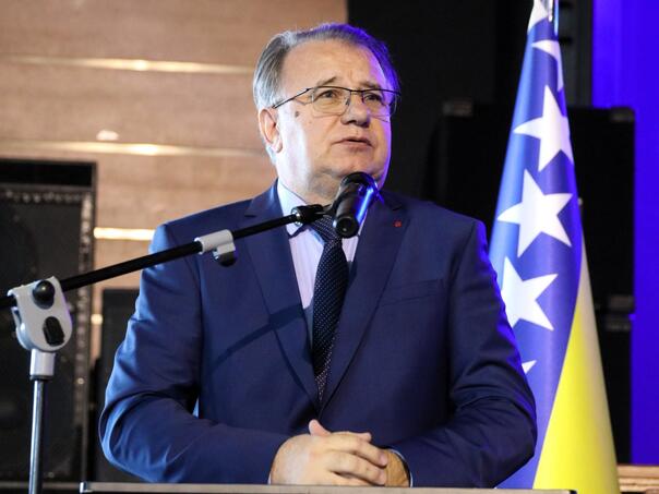 Nikšić: Poštujemo odluku suda, ali ubijamo svaku nadu investitorima