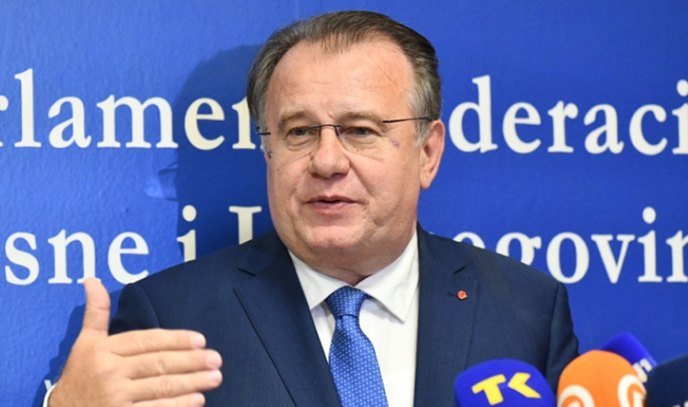 Nikšić: Pozivam sve da prestanu sa političkim obračunima