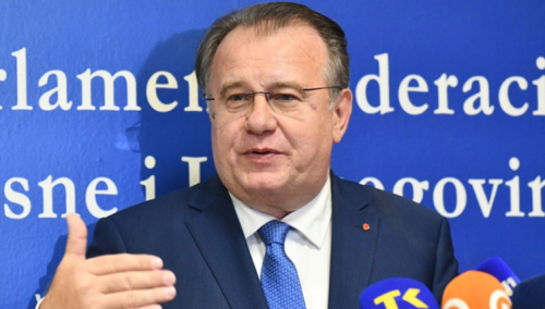 Nikšić: Pozivam sve da prestanu sa političkim obračunima