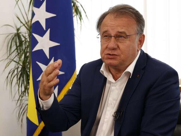 Nikšić prozvao SDA: Rušenje Plana reformi je rušenje države