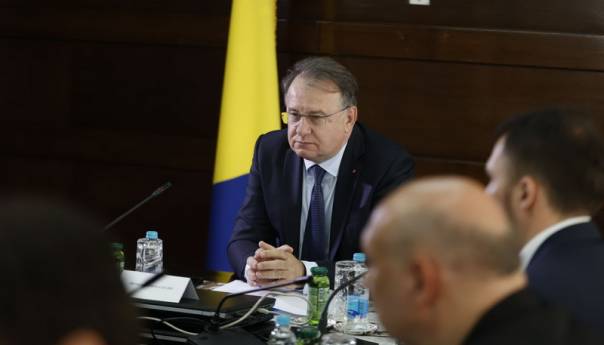 Nikšić: Novalić mi je ostavio pismo, sutra prva sjednica