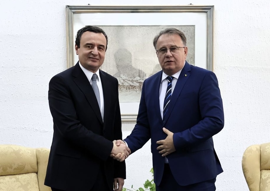 Nikšić s Kurtijem: Ovo su detalji sastanka