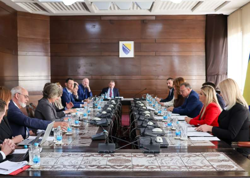 Nikšić s predstavnicima EBRD-a: Nastavak saradnje na infrastrukturnim i energetskim projektima