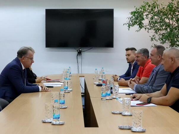 Nikšić sa prevoznicima: Nakon sastanka prekinuli blokade