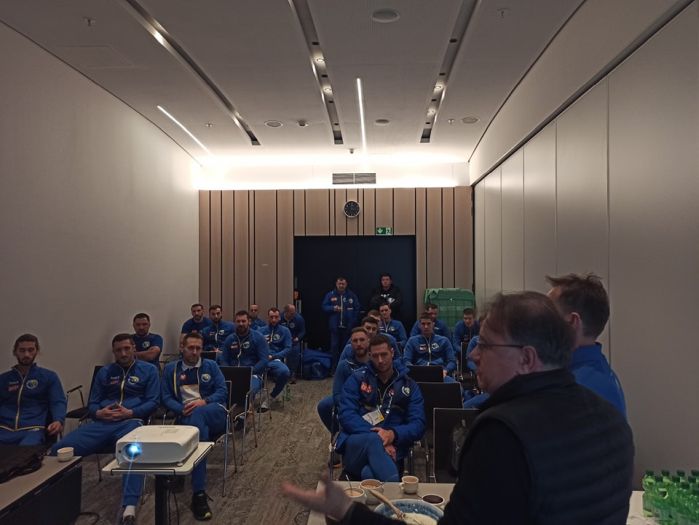 Nikšić sa saradnicima posjetio bh. rukometaše i poželio im sreću protiv Nizozemske