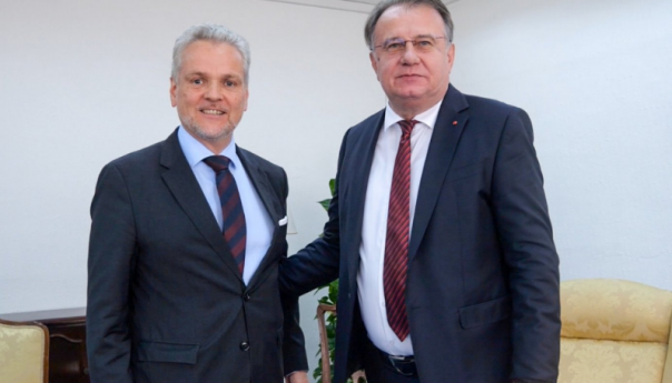 Nikšić sa Sattlerom: Uskoro strateški paket EU za BiH