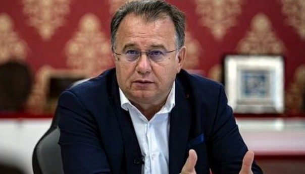 Nikšić: Sagledati mogućnosti revizije presude protiv Srbije