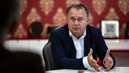 Nikšić se obratio Schmidtu i uputio niz kritika na nametnute odluke