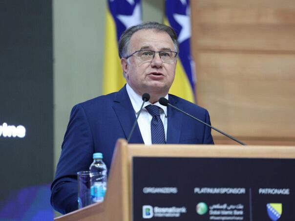 Nikšić: Stabilnost tla u Jablanici zahtijeva godinu dana stručnih analiza